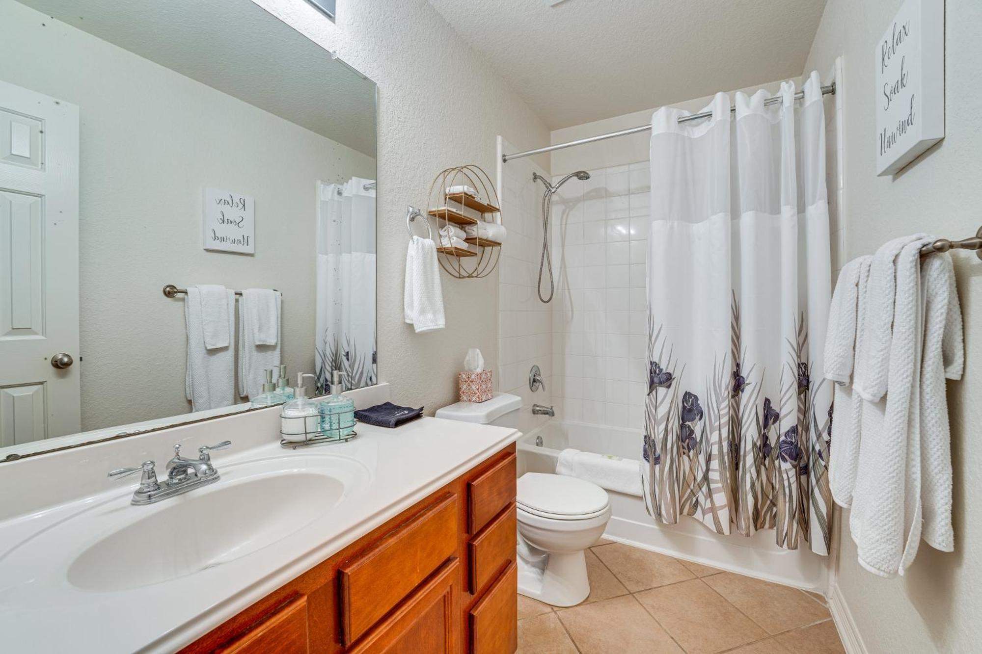 San Antonio Home With Game Room, 9 Mi To Seaworld! Eksteriør billede